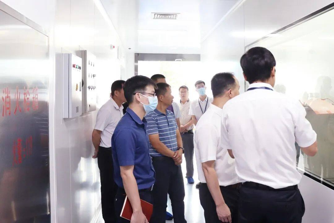 賀州市領(lǐng)導(dǎo)蒞臨愛寵生物集團廣西工廠考察指導(dǎo)，彰顯政府服務(wù)企業(yè)新作為